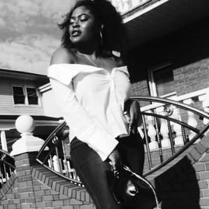 Meet your Posher, Meisha